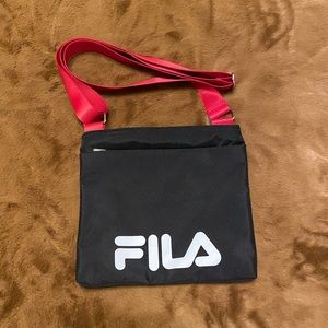 FILA Black and Red Crossbosy ♥️🖤